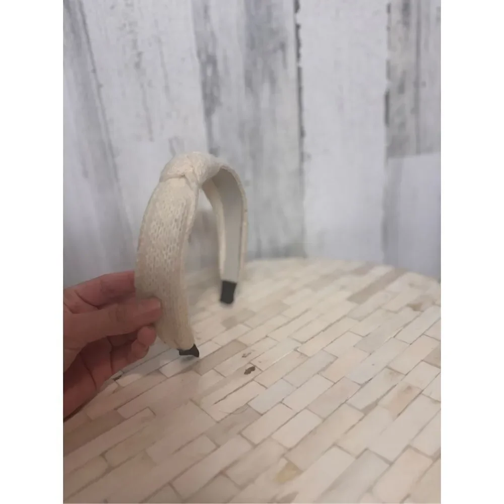 Cream Knit Knot Headband – Boho Chic Hair Accessory
